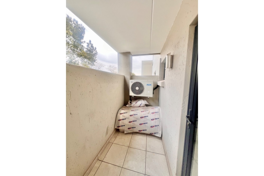 To Let 2 Bedroom Property for Rent in Rivonia Gauteng