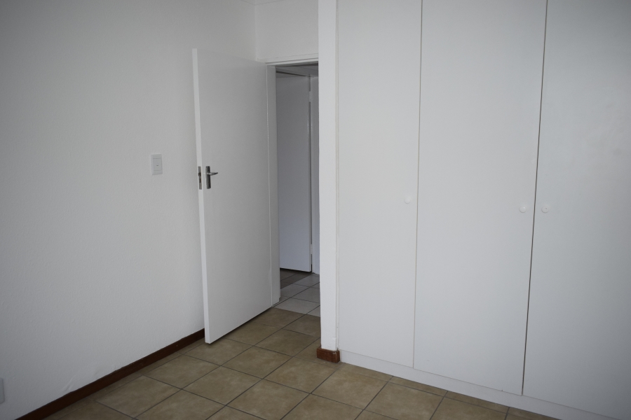 2 Bedroom Property for Sale in Helderwyk Gauteng