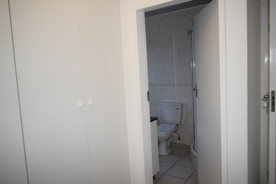 2 Bedroom Property for Sale in Helderwyk Gauteng