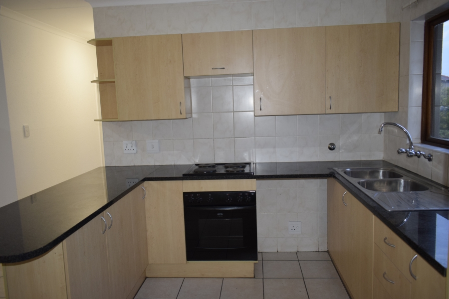 2 Bedroom Property for Sale in Helderwyk Gauteng