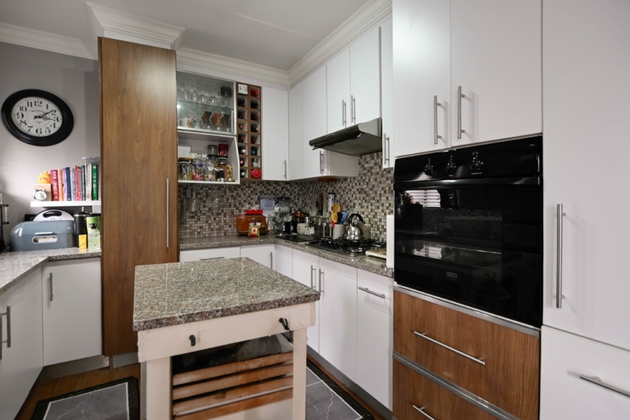 3 Bedroom Property for Sale in Magalieskruin Gauteng