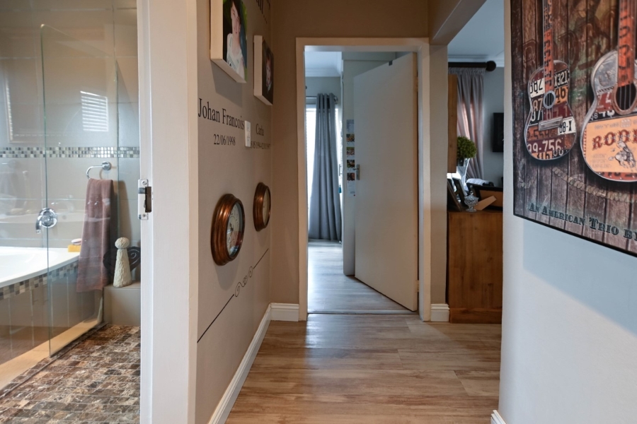 3 Bedroom Property for Sale in Magalieskruin Gauteng