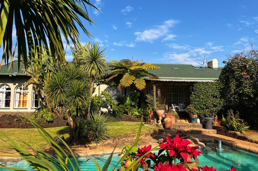 3 Bedroom Property for Sale in Weltevreden Park Gauteng