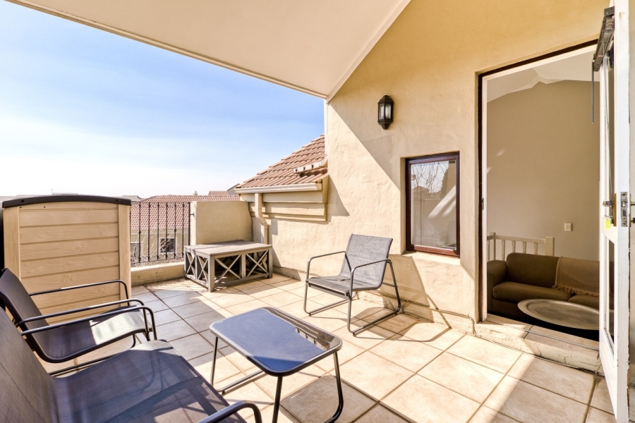 To Let 1 Bedroom Property for Rent in Lonehill Gauteng