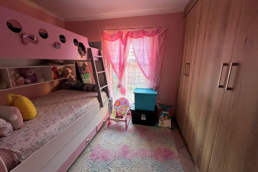 3 Bedroom Property for Sale in Monavoni Gauteng