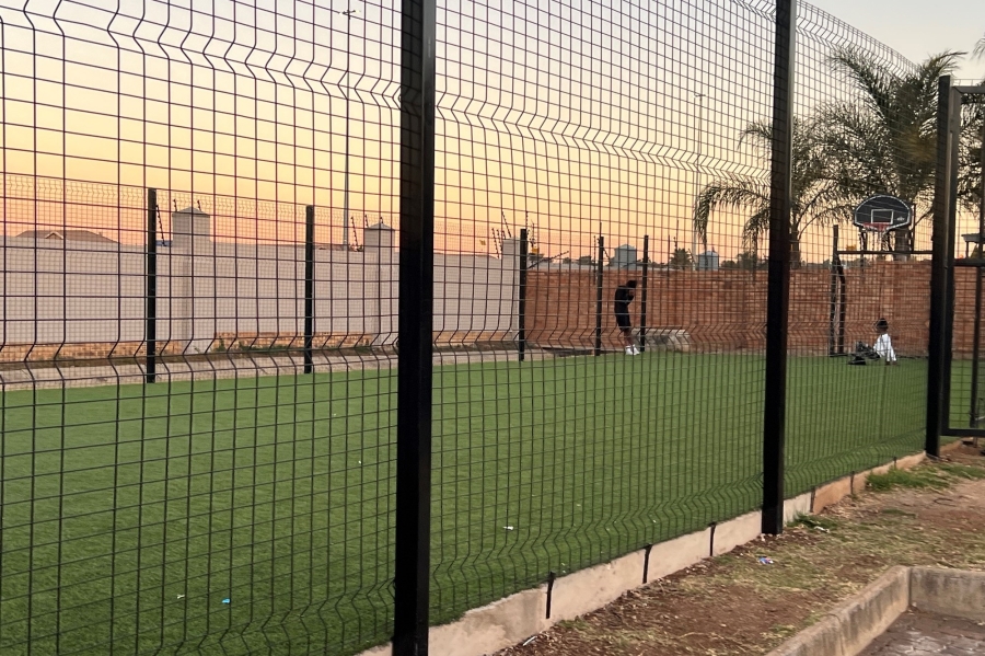 3 Bedroom Property for Sale in Monavoni Gauteng