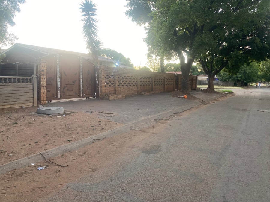 3 Bedroom Property for Sale in Vanderbijlpark CE 2 Gauteng