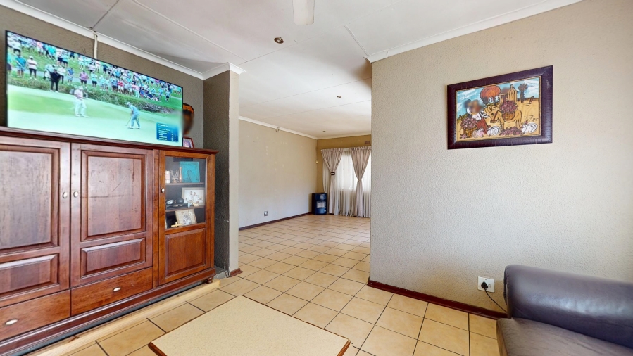 4 Bedroom Property for Sale in Sunward Park Gauteng