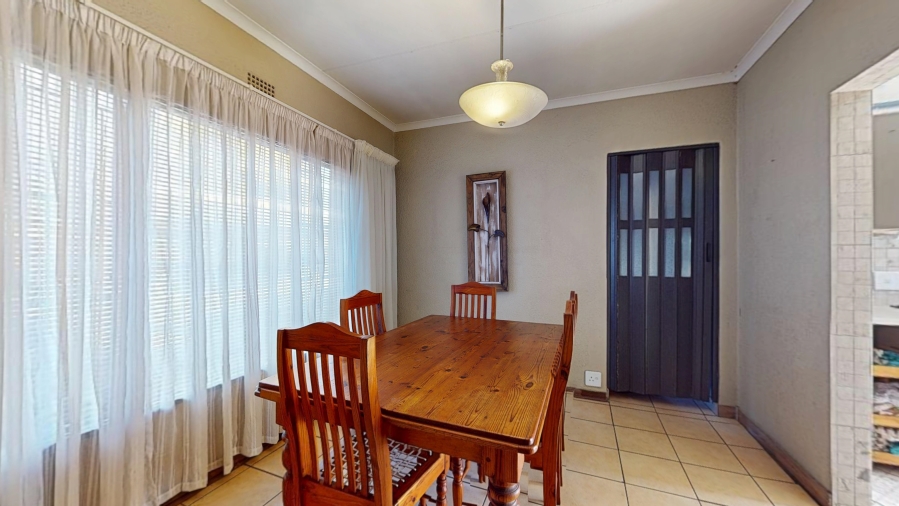 4 Bedroom Property for Sale in Sunward Park Gauteng