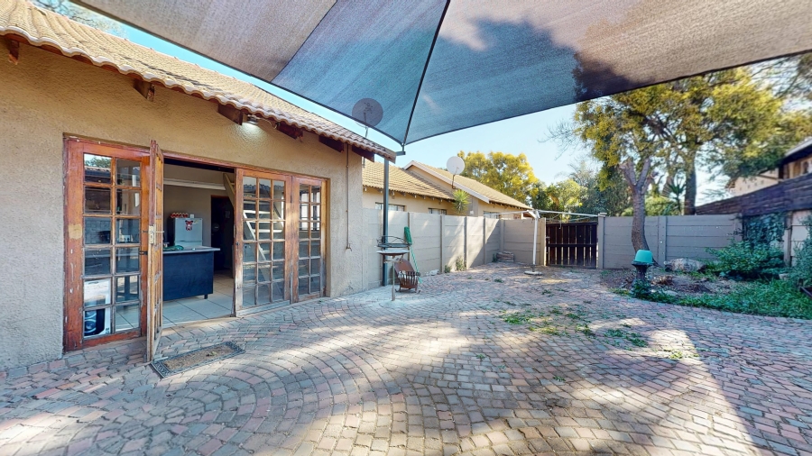 4 Bedroom Property for Sale in Sunward Park Gauteng