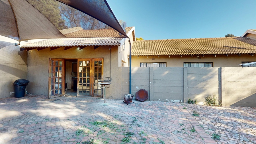4 Bedroom Property for Sale in Sunward Park Gauteng