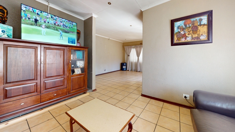 4 Bedroom Property for Sale in Sunward Park Gauteng
