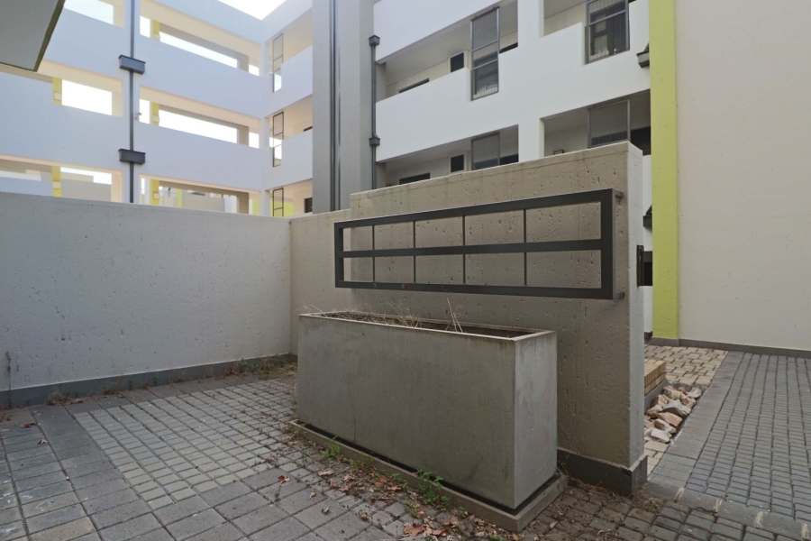 1 Bedroom Property for Sale in Rivonia Gauteng