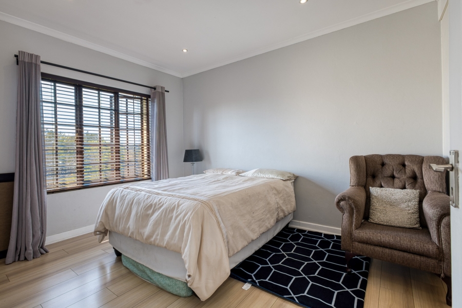 4 Bedroom Property for Sale in Broadacres Gauteng
