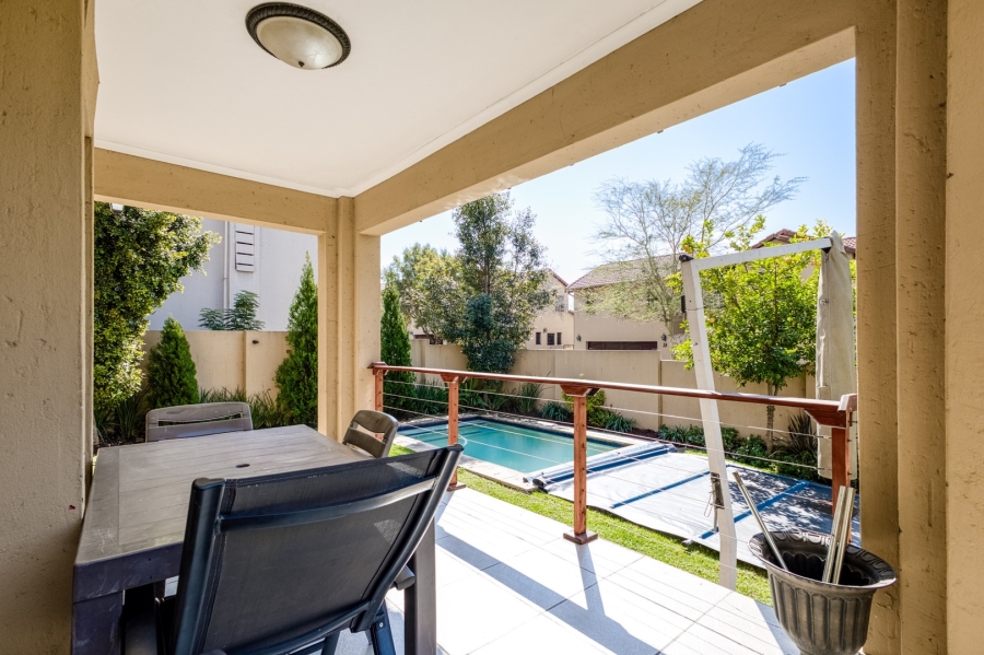 4 Bedroom Property for Sale in Broadacres Gauteng