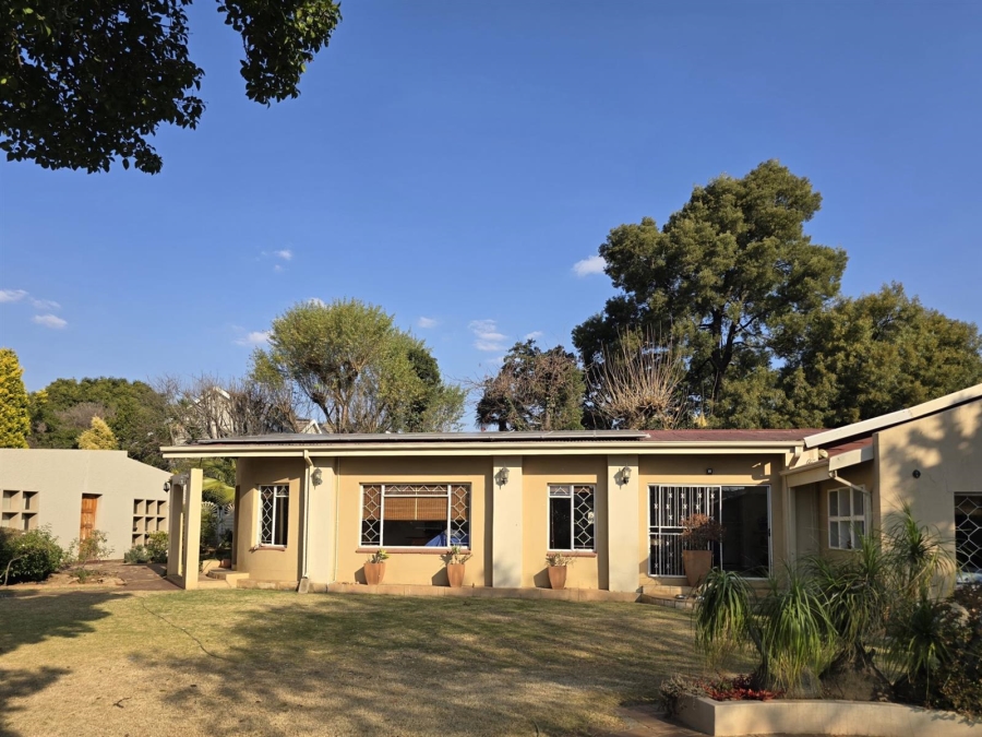 3 Bedroom Property for Sale in New Redruth Gauteng