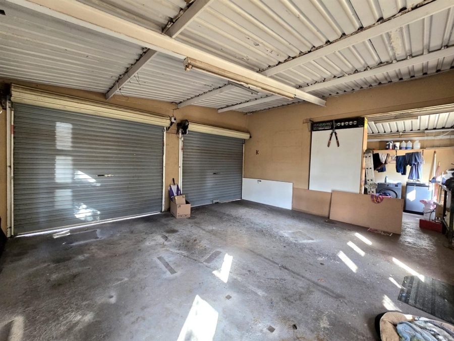 3 Bedroom Property for Sale in New Redruth Gauteng