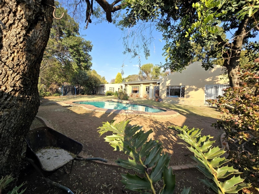 3 Bedroom Property for Sale in New Redruth Gauteng