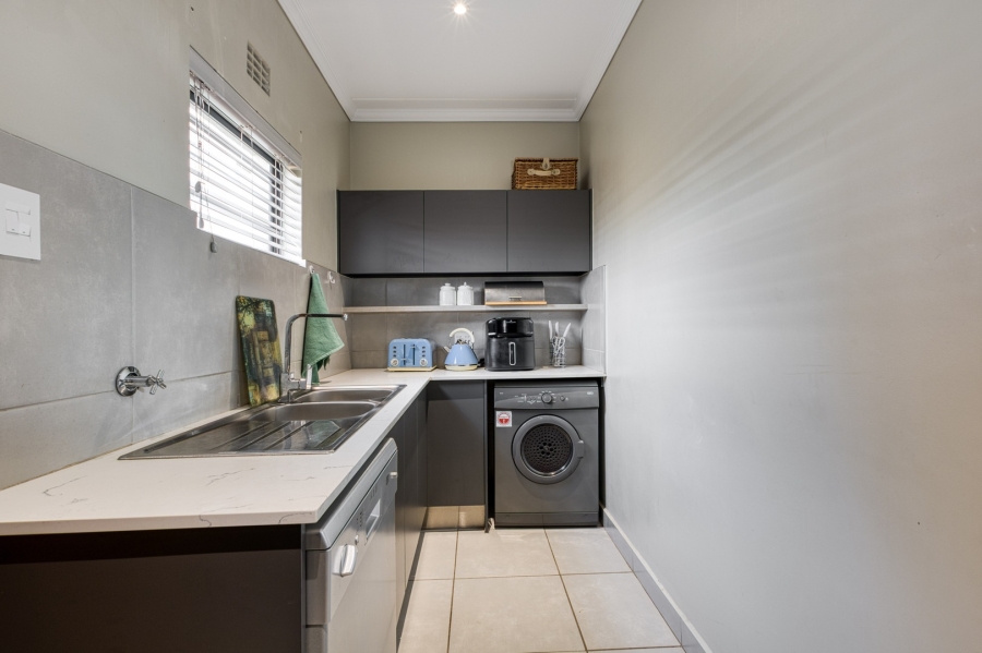 3 Bedroom Property for Sale in Lion Pride Gauteng