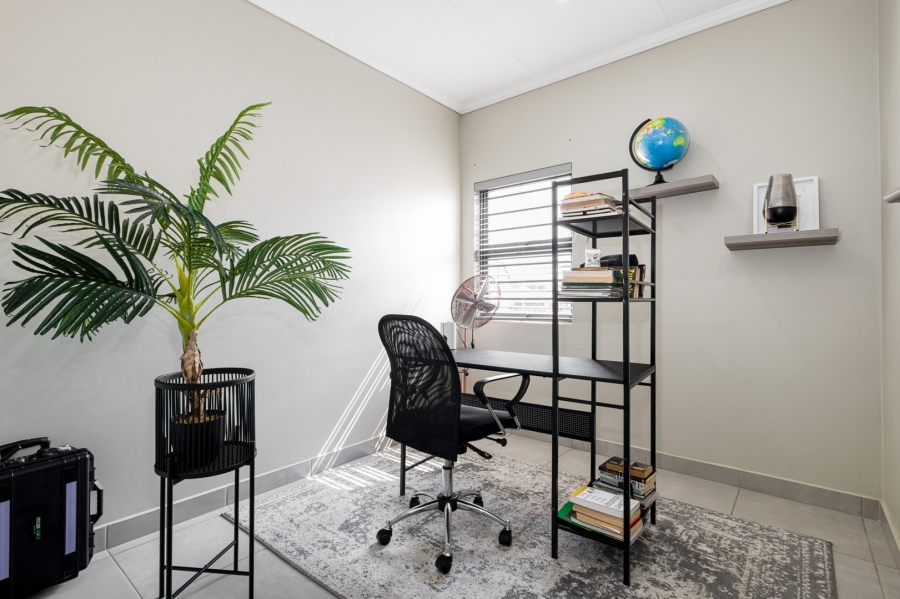 3 Bedroom Property for Sale in Lion Pride Gauteng