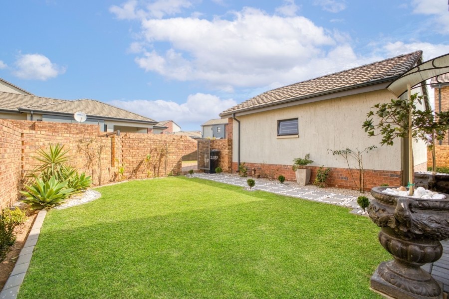 3 Bedroom Property for Sale in Lion Pride Gauteng