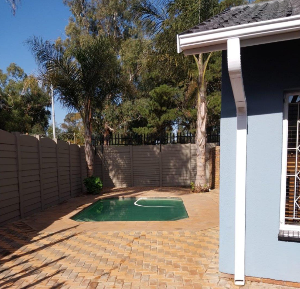 3 Bedroom Property for Sale in Krugersrus Gauteng