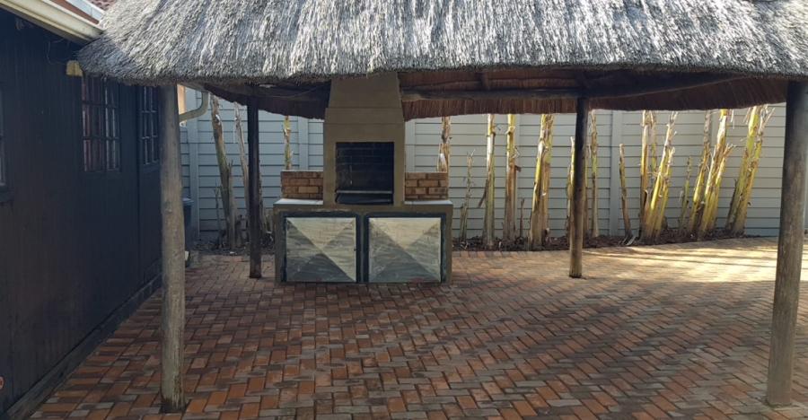 3 Bedroom Property for Sale in Krugersrus Gauteng