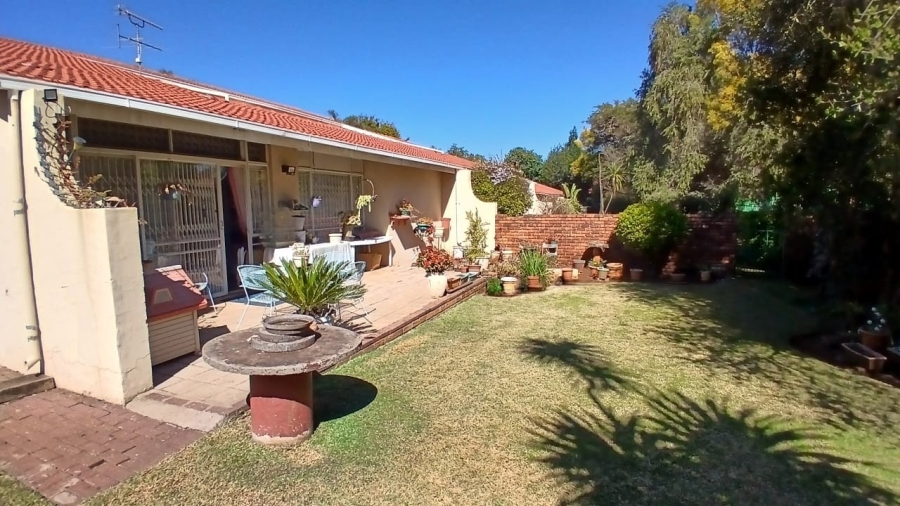 3 Bedroom Property for Sale in Wierda Park Gauteng