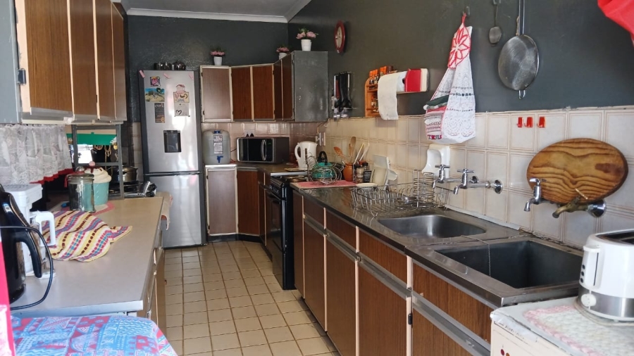 3 Bedroom Property for Sale in Wierda Park Gauteng