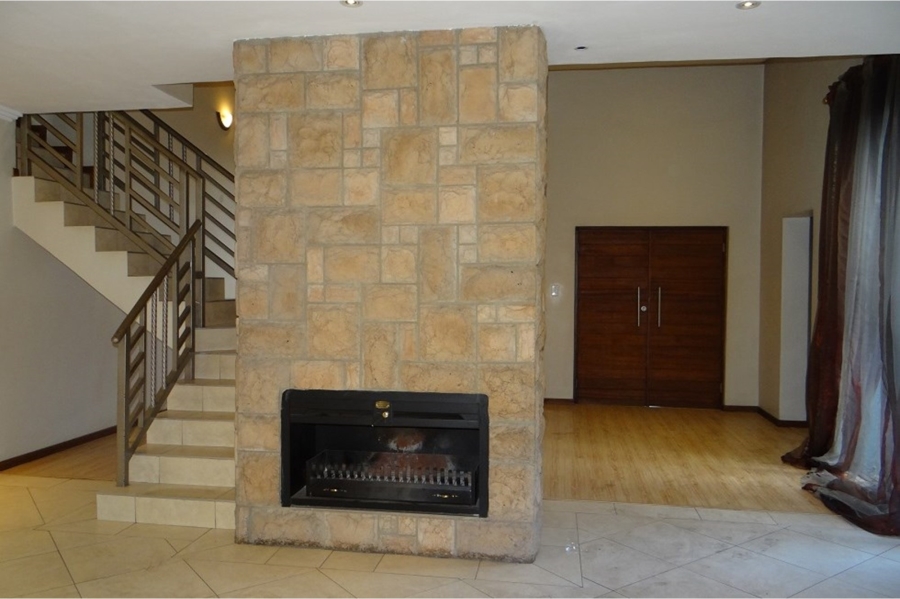 4 Bedroom Property for Sale in Midfield Estate Gauteng