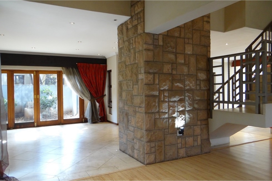 4 Bedroom Property for Sale in Midfield Estate Gauteng