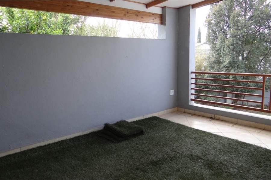 4 Bedroom Property for Sale in Midfield Estate Gauteng