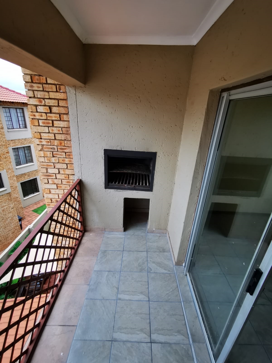 To Let 2 Bedroom Property for Rent in Noordheuwel Gauteng
