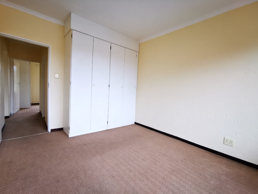 To Let 2 Bedroom Property for Rent in Noordheuwel Gauteng