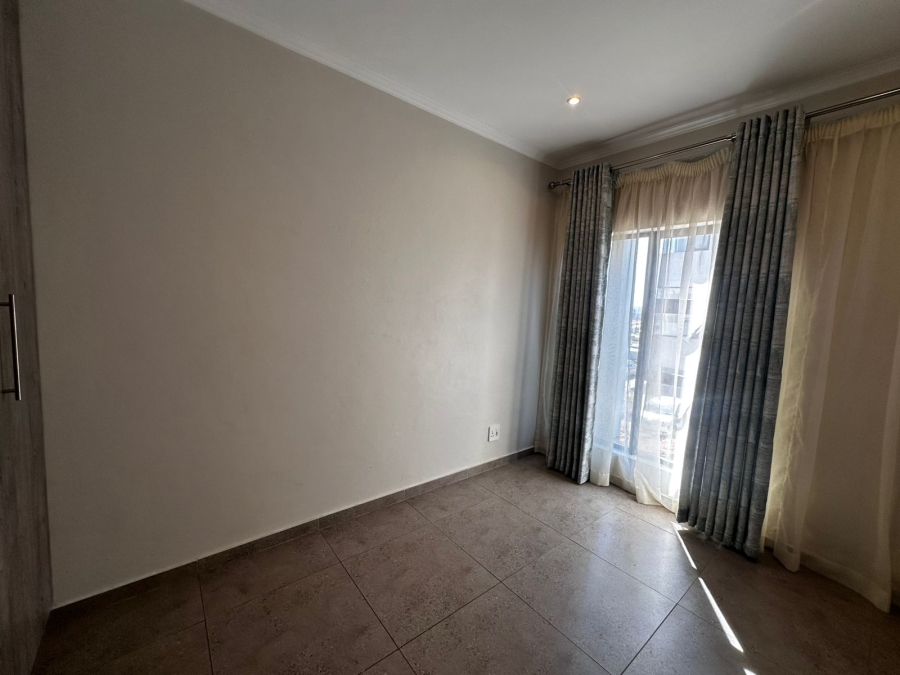 2 Bedroom Property for Sale in Raslouw Gauteng