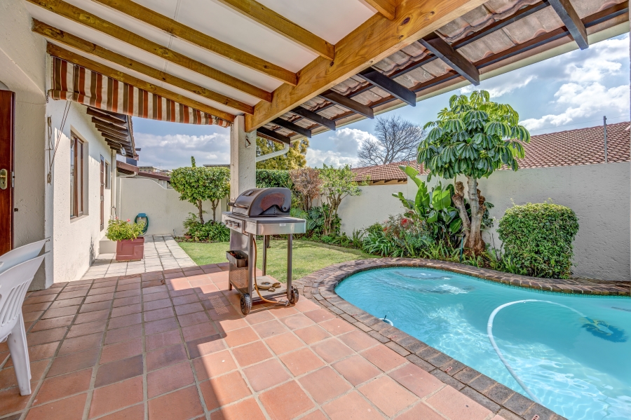 4 Bedroom Property for Sale in Fourways Gauteng