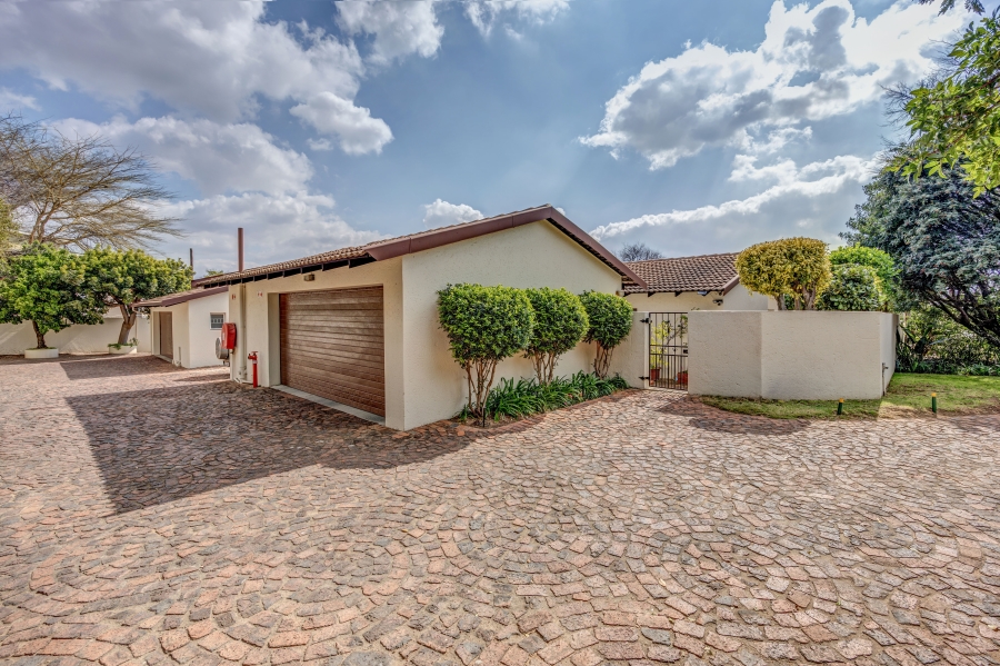 4 Bedroom Property for Sale in Fourways Gauteng