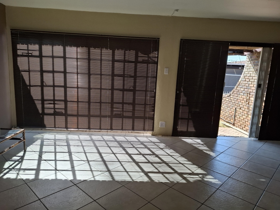 3 Bedroom Property for Sale in New State Areas Gauteng
