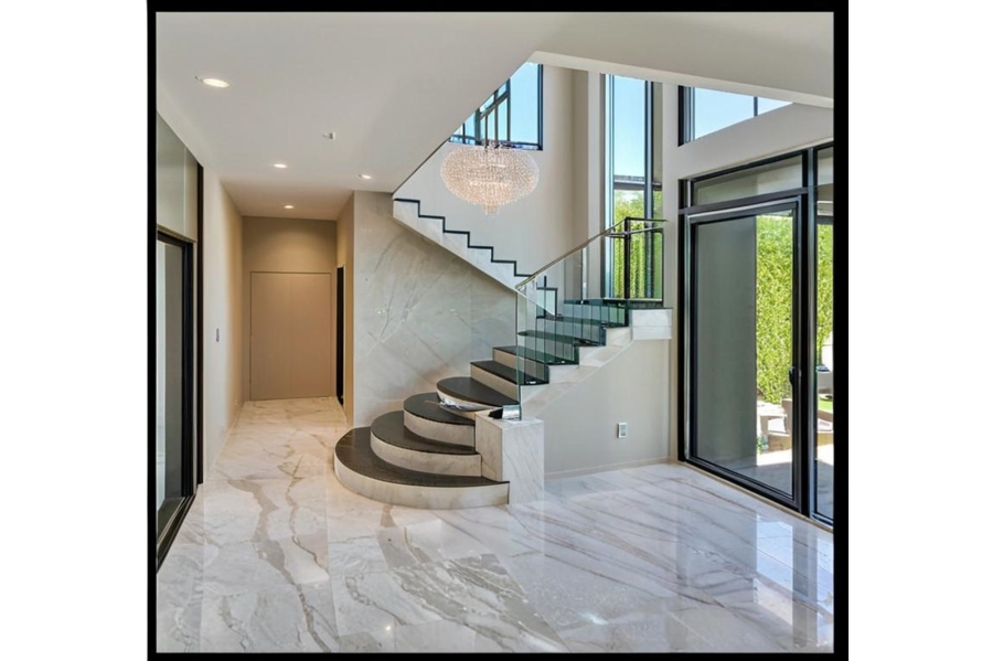 5 Bedroom Property for Sale in Midstream Heights Gauteng