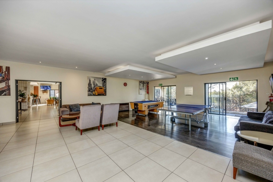 To Let 2 Bedroom Property for Rent in Fourways Gauteng