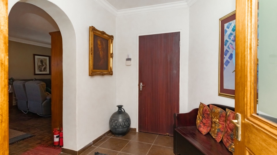 3 Bedroom Property for Sale in Farrarmere Gauteng