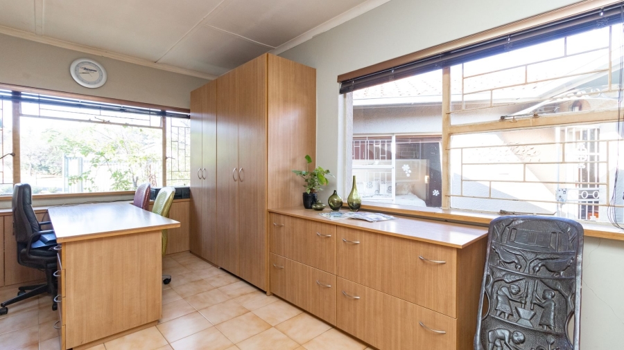 3 Bedroom Property for Sale in Farrarmere Gauteng