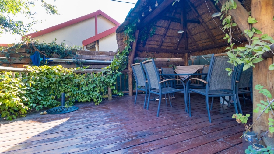 3 Bedroom Property for Sale in Farrarmere Gauteng