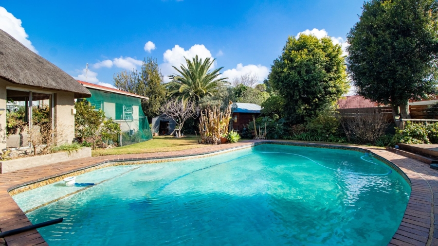 3 Bedroom Property for Sale in Farrarmere Gauteng