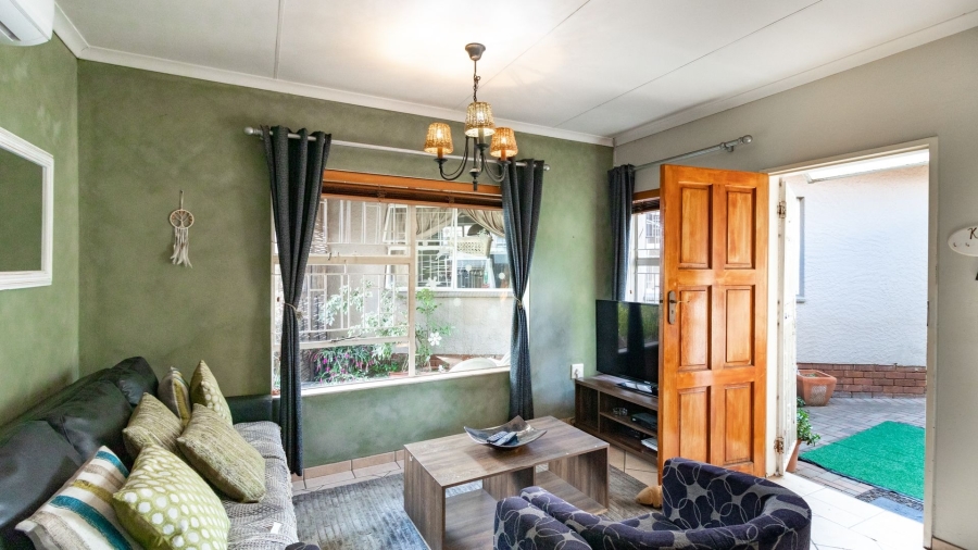 3 Bedroom Property for Sale in Farrarmere Gauteng