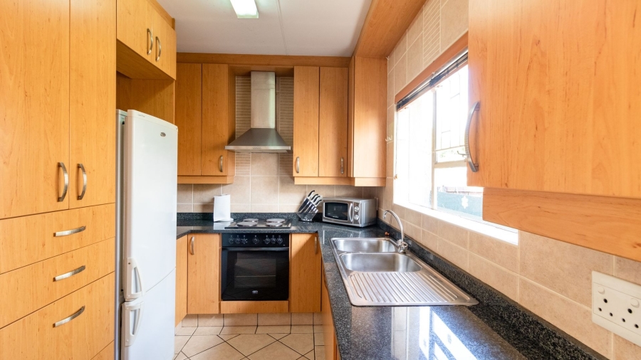 3 Bedroom Property for Sale in Farrarmere Gauteng