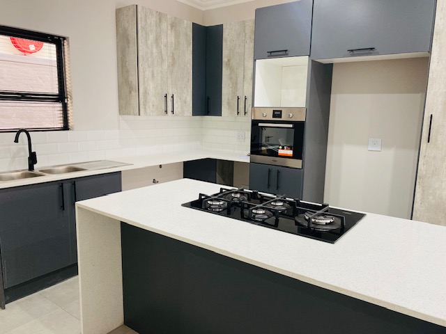 To Let 2 Bedroom Property for Rent in Bryanston Gauteng