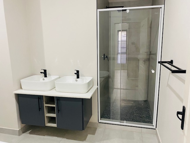 To Let 2 Bedroom Property for Rent in Bryanston Gauteng