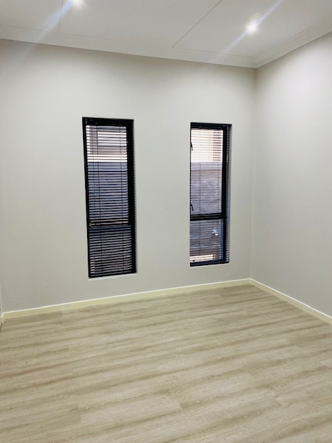 To Let 2 Bedroom Property for Rent in Bryanston Gauteng