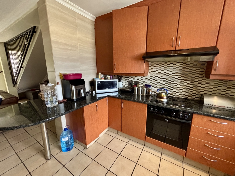 To Let 3 Bedroom Property for Rent in Northcliff Gauteng